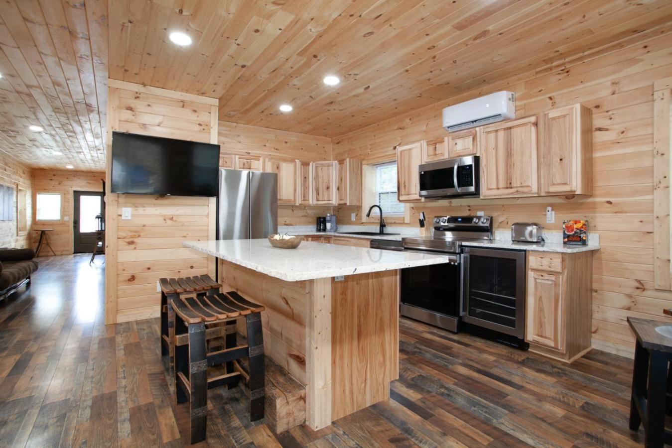Whiskey Barrel W Hot Tub Arcade Game Fire Pit Villa Sevierville Luaran gambar